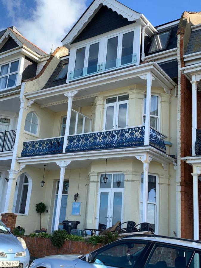 Lazy Waves Boutique B&B Ньюкі Екстер'єр фото