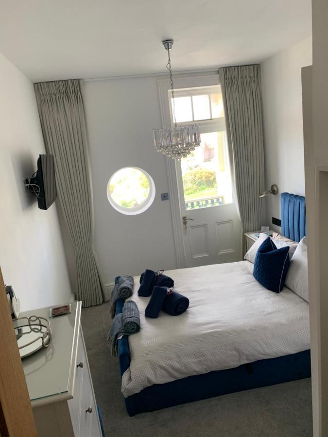 Lazy Waves Boutique B&B Ньюкі Екстер'єр фото